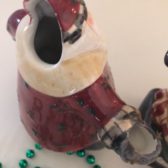 Sugar Bowl and Creamer - Picture 4 of 4